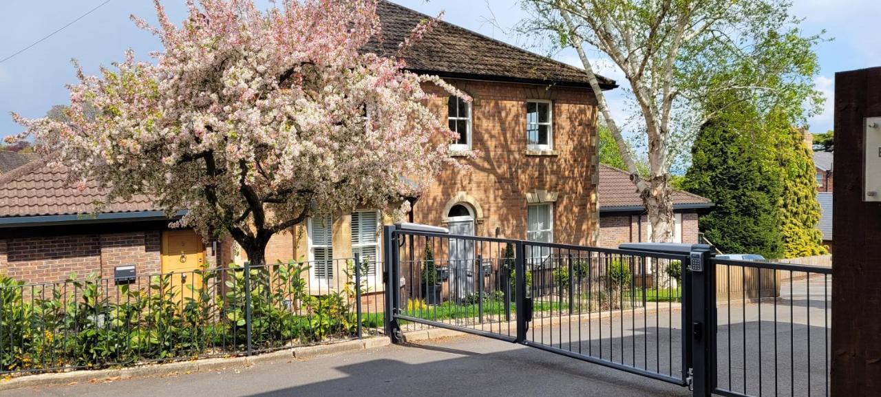 #8 Brunel House Luxury Apartment In Great Malvern Eksteriør billede