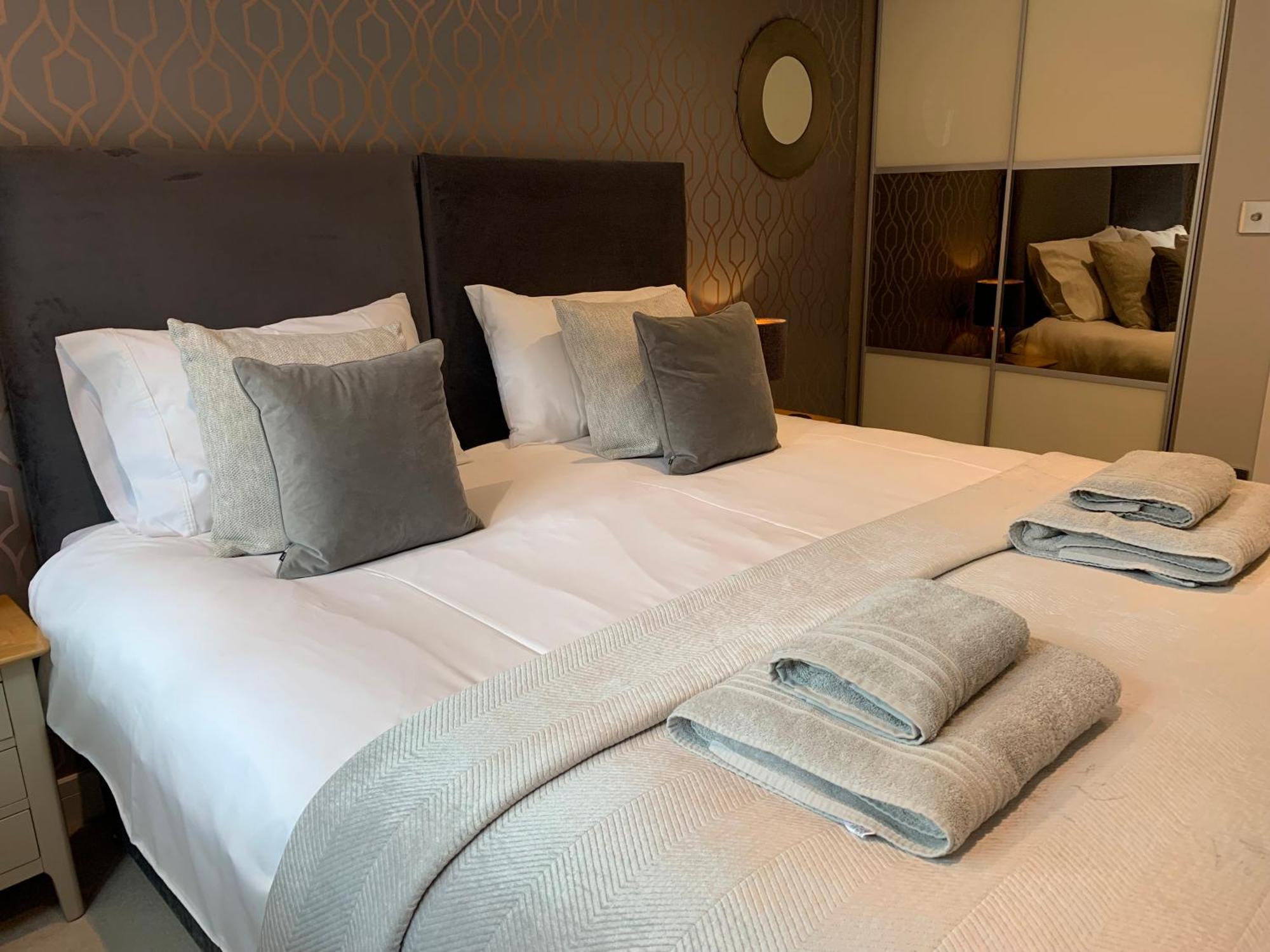 #8 Brunel House Luxury Apartment In Great Malvern Eksteriør billede